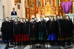 Pieśni wielkopostne wybrzmiały w daleszyckiej świątyni