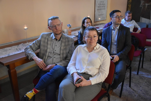 Przy „Kawie z MOCą” rozmawiali o godności człowieka