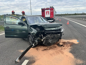 Wypadek na S7. Dwie osoby w szpitalu, trasa zablokowana