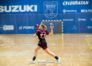 Porażka (odmłodzonych) Koroneczek na koniec sezonu