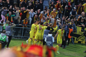 „Żółto-czerwone” derby dla Korony. Mamy utrzymanie!