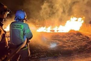 Spada liczba pożarów traw choć… było ich już ponad dwa tysiące