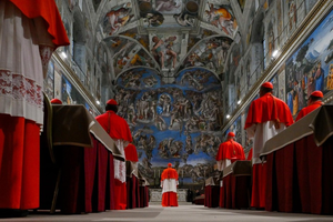 [AKTUALIZACJA] Drugi dzień konklawe. O której godzinie możemy poznać nowego papieża?