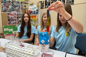 Młode głowy pełne naukowych pomysłów