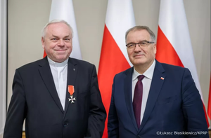 Ks. Stanisław Słowik odznaczony przez prezydenta Andrzeja Dudę