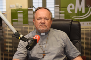 Ks. Marian Fatyga: Kościół zachęca do pielgrzymowania