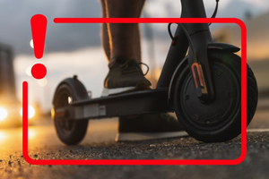 Hulajnogi kontra piesi. Radny apeluje o zmiany