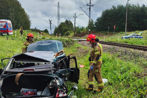 Samochód zderzył się z pociągiem