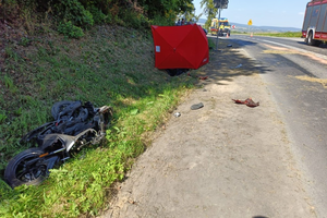 Śmiertelny wypadek w Woli Łagowskiej. Nie żyje 72-letni motorowerzysta