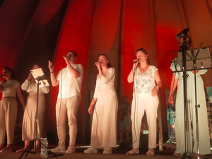 Seans „The Chosen” i koncert zespołu „To On”