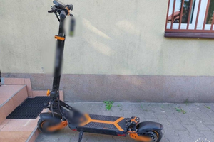 Wypadek na hulajnodze elektrycznej. 17-latek w szpitalu