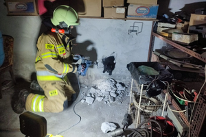 Kot w opałach, pomogli strażacy