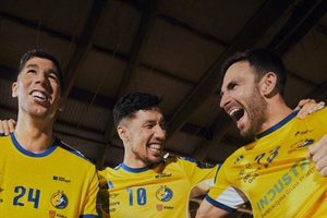 Nowe szaty Industrii Kielce. Są trzy barwy i paski