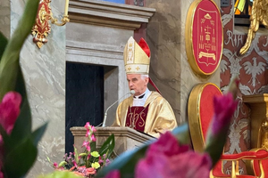 Biskup Marian Florczyk modlił się za Westerplatczyków