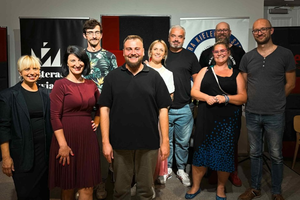 [FOTO] „Wspomnienia z krawędzi myśli” – poezja, która pachnie łąką i tęsknotą