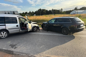 Wypadek w miejscowości Suków-Papiernia. Na miejscu LPR