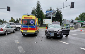 Wypadek z udziałem karetki pogotowia w Sandomierzu