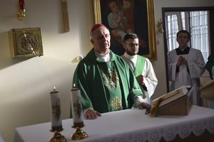[FOTO] Biskup Jan Piotrowski poświęcił nową kaplicę w Areszcie Śledczym