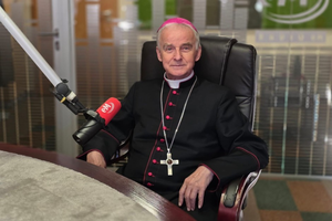 Biskup Marian Florczyk: Jan Paweł II zachęcał do otwarcia się na naukę Jezusa