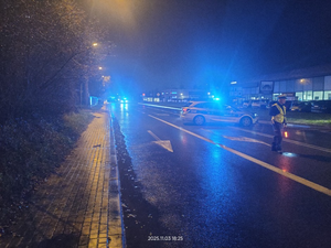 Potrącenie pieszej na ulicy Sandomierskiej w Kielcach. Kobieta w ciężkim stanie