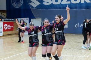 Koroneczki wygrywają w Radomiu