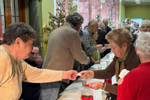 [FOTO] Ubodzy i potrzebujący podzielili się opłatkiem