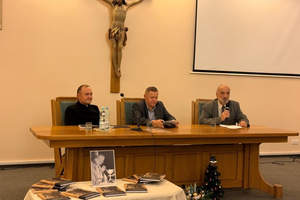 „Pamiętnik proboszcza” – niezwykła historia życia ks. Romana Zelka