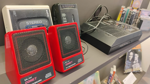 Wystawa o dekadzie przełomu w Muzeum Zabawek i Zabawy 