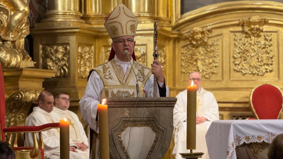 Bp Jan Piotrowski: Bez Eucharystii świat umiera, a wraz z nim człowiek