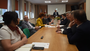 Pociągiem z Buska do Krakowa? Samorządowcy kreślą śmiałe plany nowej linii kolejowej