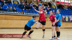 Młode Koroneczki powalczą o ćwierćfinał mistrzostw Polski