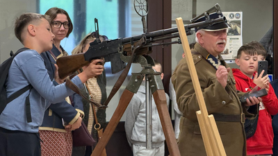Tajemnice dawnych koszar i skarby historii. Dzień Otwarty w kieleckim Archiwum Państwowym