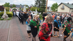 Cztery dekady pod płaszczem Fatimskiej Pani. Jubileusz parafii w Dyminach