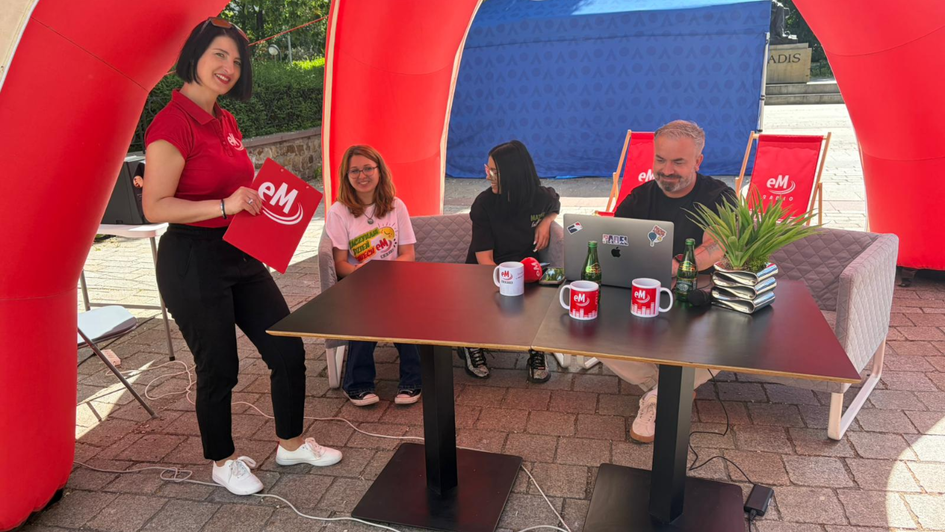 Nasze plenerowe studio już gra! Razem budzimy Sienkiewkę!