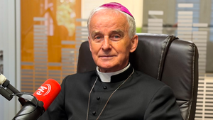 Biskup Marian Florczyk: Ojciec Święty Jan Paweł II przypominał nam: „Czcij ojca swego i matkę swą”