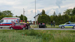 Zablokowana DK nr 9 w miejscowości Sadowie, trzy osoby w szpitalu