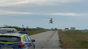 Obława za zabójcą w miejscowości Mierzawa. Nie żyje jedna osoba, kolejna jest ranna