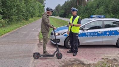 Jak jeżdżą na hulajnogach? Sprawdzili to policjanci. Skontrolowali prawie 260 osób