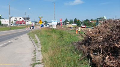Twój News: Ciężki żywot pieszego na Łódzkiej. Trzeba być naprawdę ostrożnym