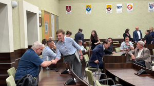 Bez konsolidacji po raz czwarty. Brak kworum na nadzwyczajnej sesji Rady Miasta