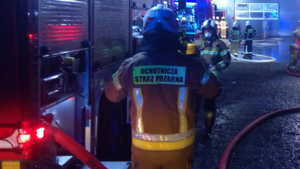 Śmiertelny pożar w Ożarowie - przyczyna nie jest znana. Nie żyje kobieta