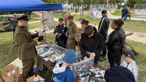 Rekonstruktorzy prezentowali militarne perełki na Kadzielni 