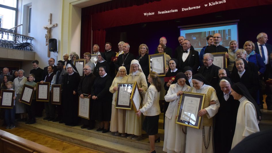 Znamy laureatów medali „Benemerenti in Opere Evangelizationis”